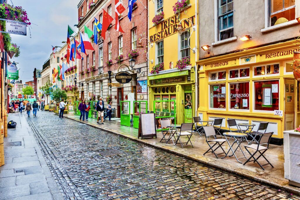 colorful buildings in the Temple Bar area