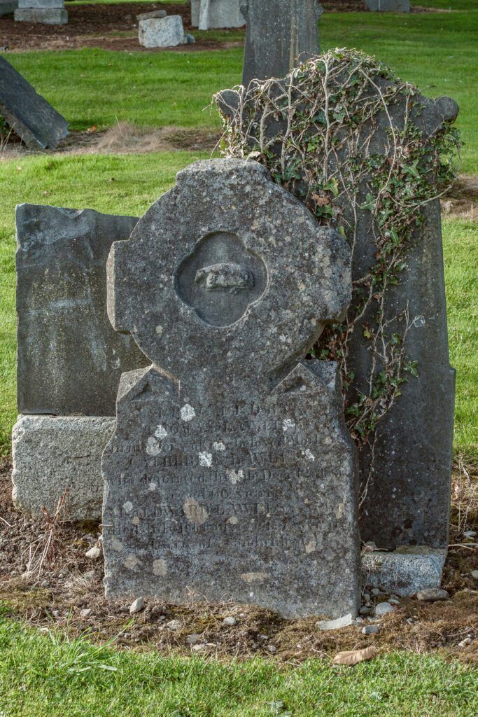 Celtic grave in Glasnevin