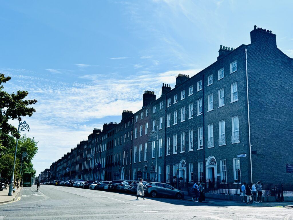 houses along Merrion Square