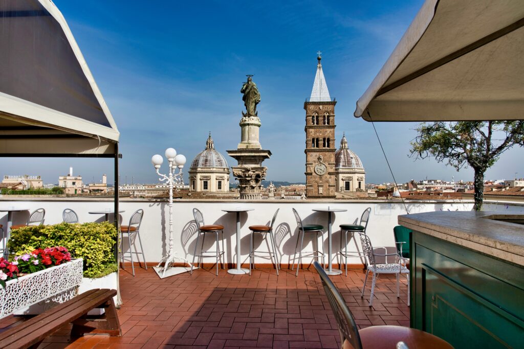 rooftop bar
