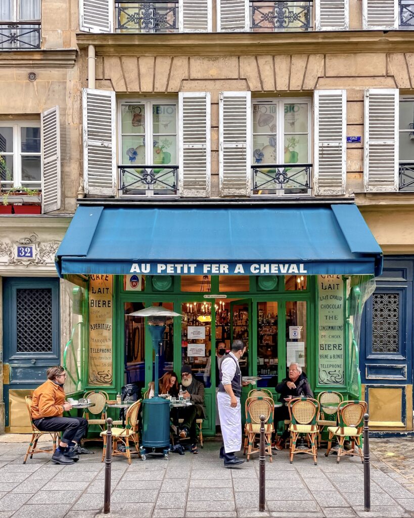 cafe in Le Marais