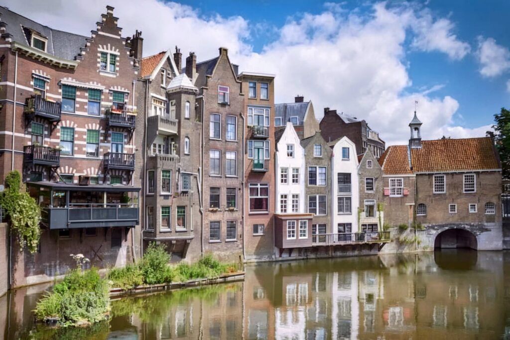 brick houses in Delfshaven