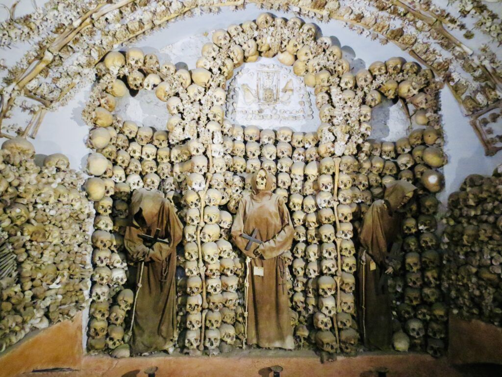 Room of the Three Skeletons