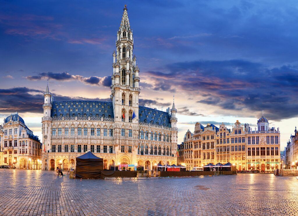 Grand Place in Brussels at night