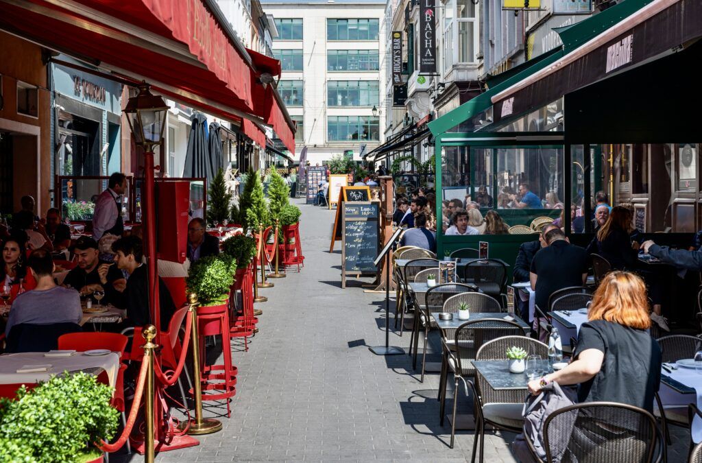 restaurants in the pedestrian zone of Ixelles