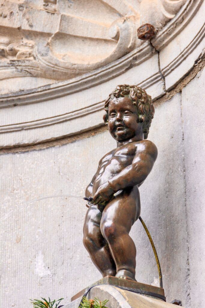 Manneken Pis fountain