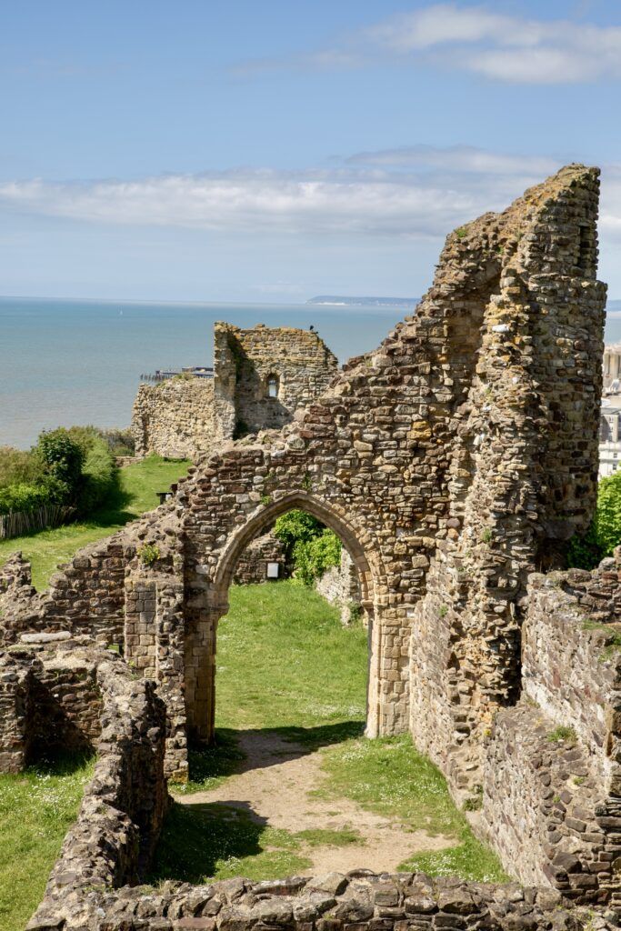 ruins of Hastings Castle