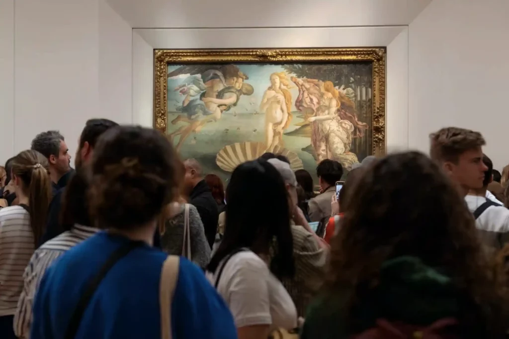 Botticelli's Birth of Venus in the Uffizi Gallery with huge crowds