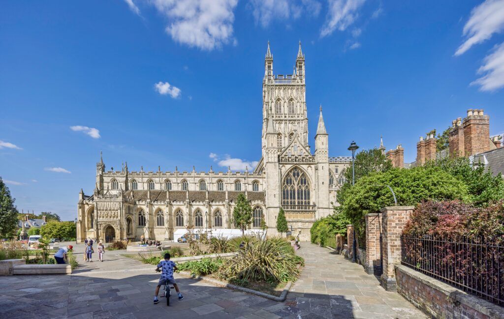 facade of Gloucester Cathedral