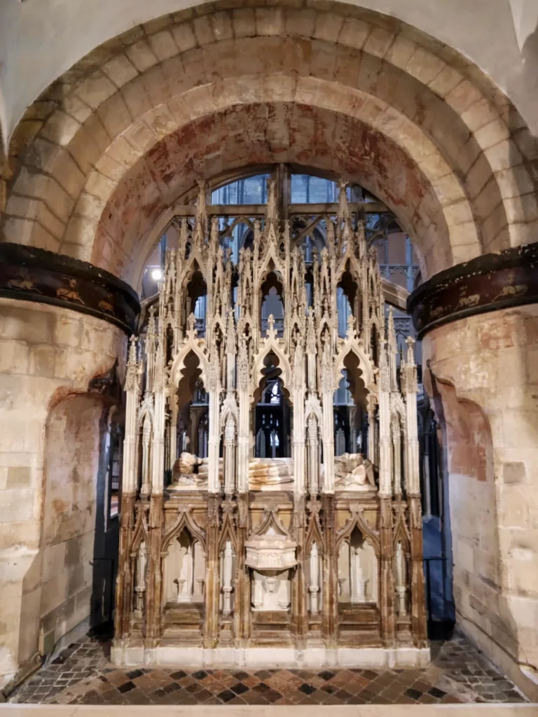canopied tomb of Edward II