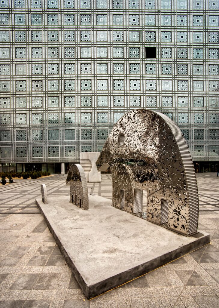 the Institut du Monde Arabe