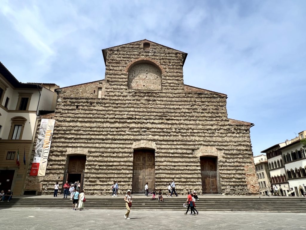 facade of the basilica, you purchase tickets inside the left door