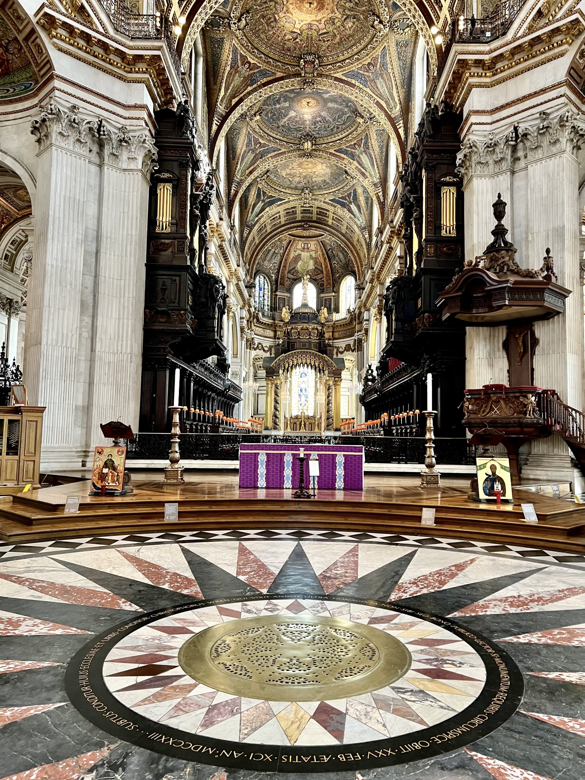 nave of St. Paul's Cathedral