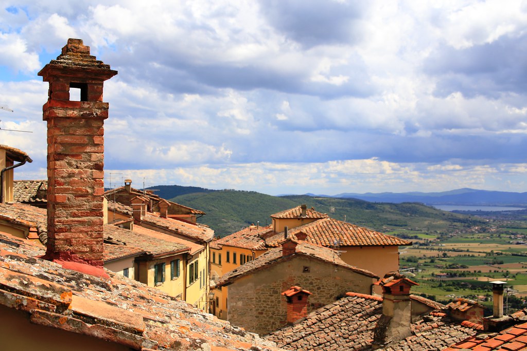 rooftops in Cortona