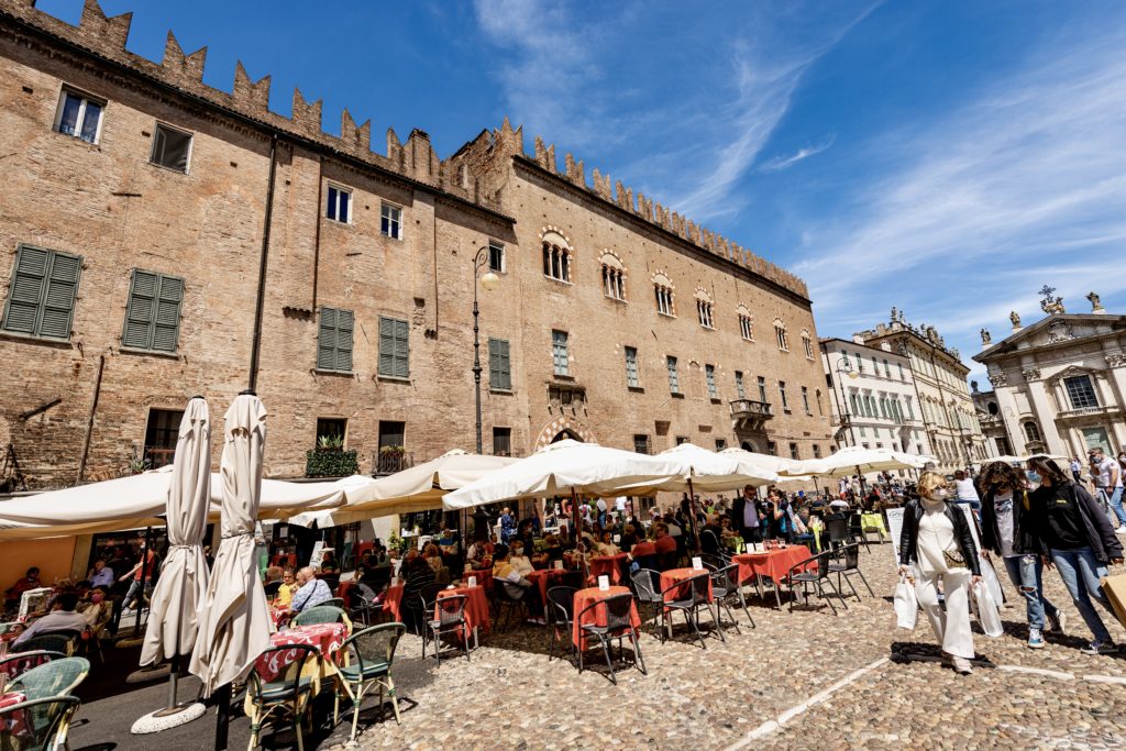 Piazza Sordello