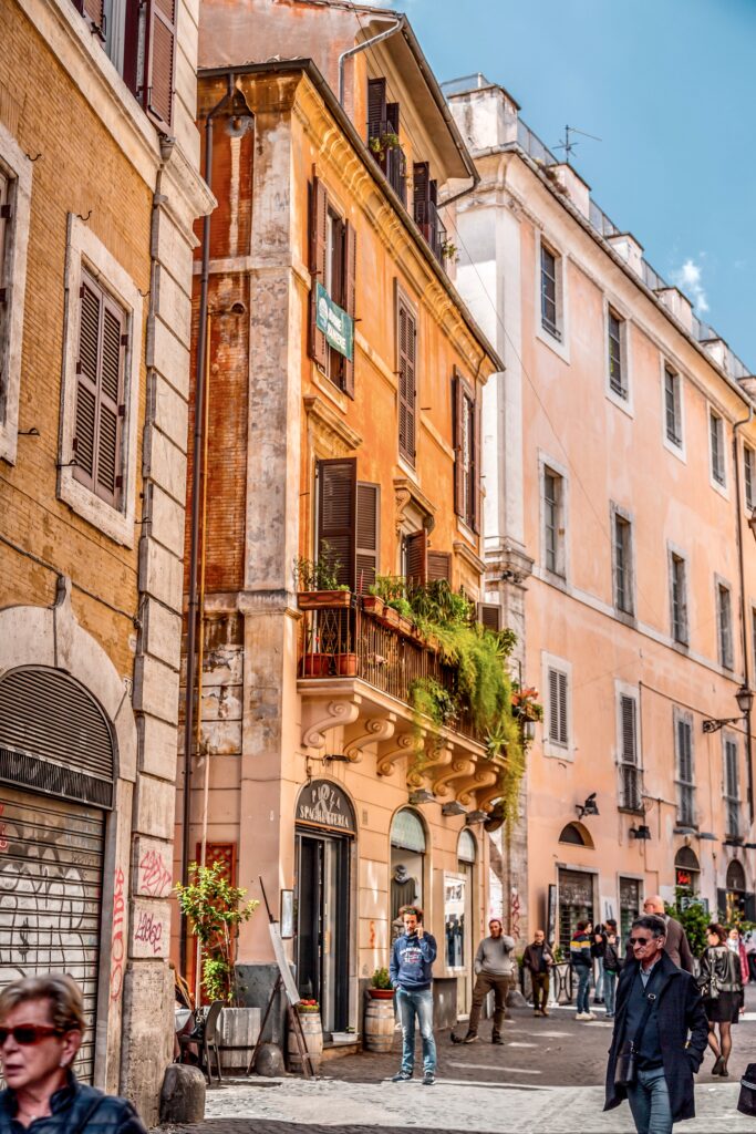 beautiful old buildings in Rome