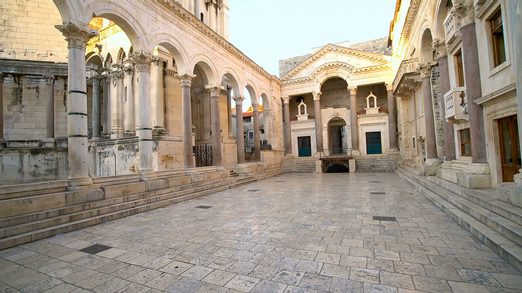 Peristyle Square, the heart of Diocletian’s Palace