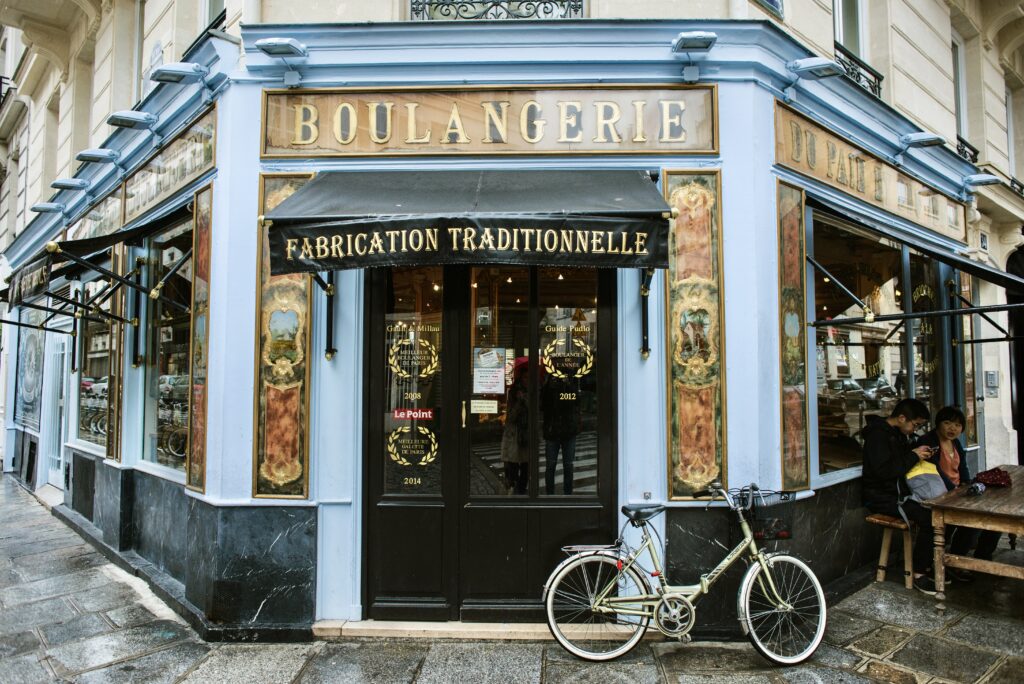 Du Pain et des Idee, a popular Paris bakery