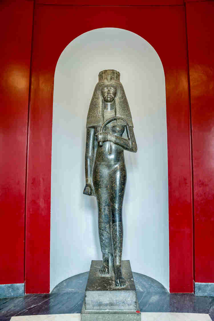 statue of queen Tuya in the Gregorian Egyptian Museum