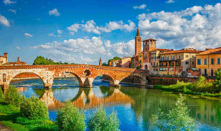 Ponte Pietra, a must see with one day in Verona