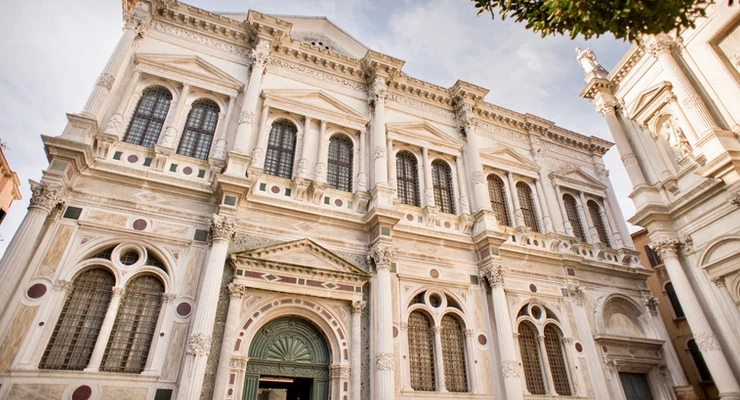 facade of Scuola Grande di San Rocco