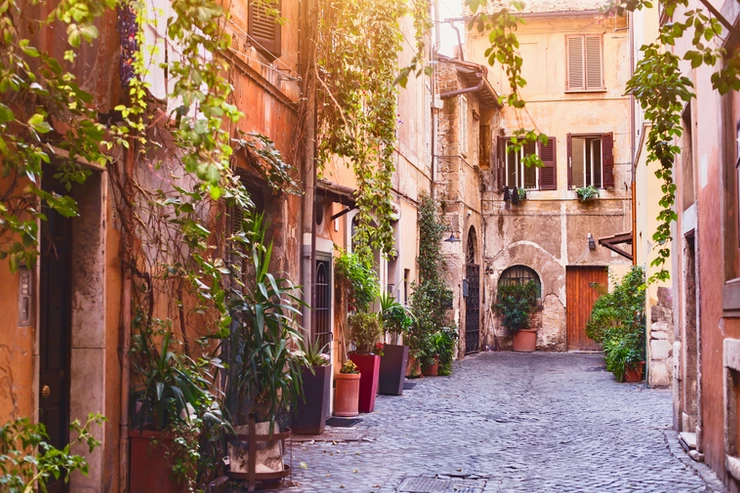 pretty lane in Rome's Trastevere neighborhood