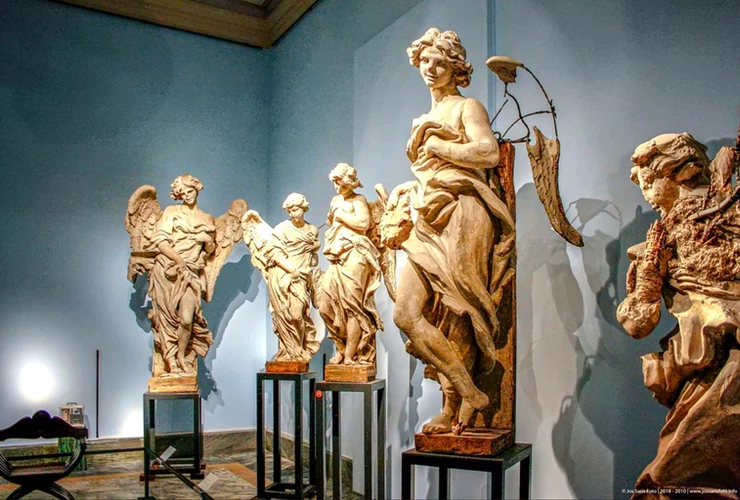 plaster casts by Bernini in the Vatican Pinacoteca