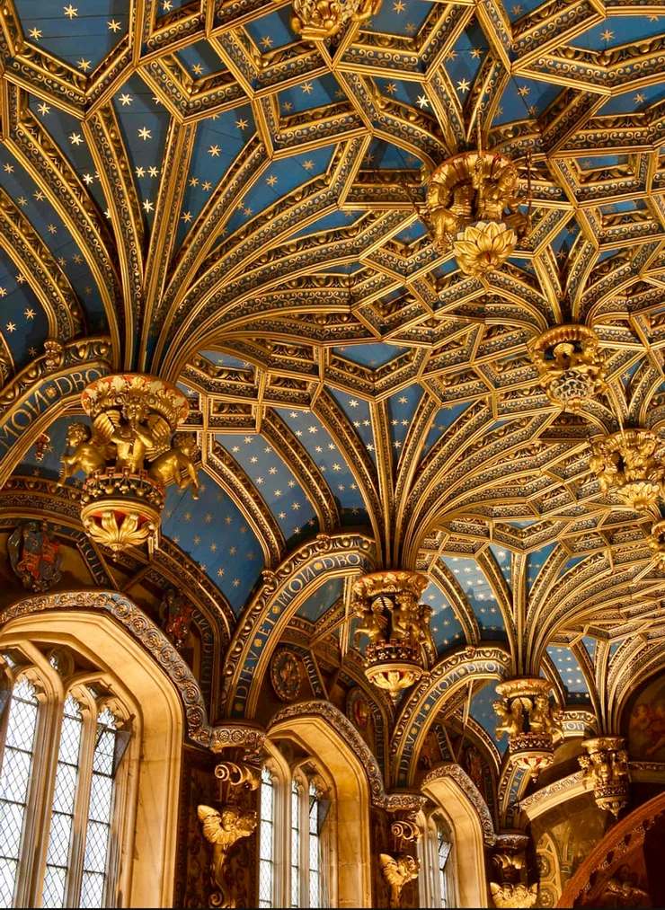 the ceiling of the Royal Chapel