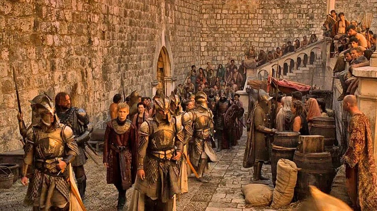 Joffrey strides through Pile Gate in Dubrovnik
