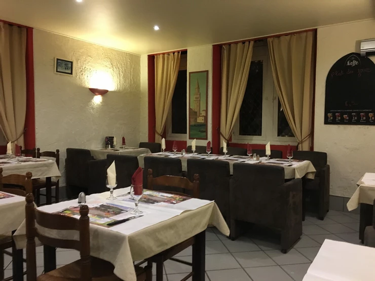 La Dolce Vite Italian restaurant in Laon France