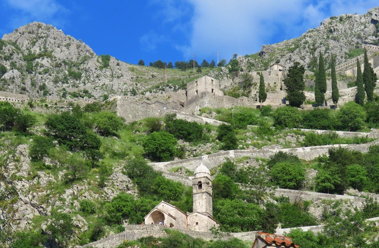 the Church of Our Lady of Remedy on the zig zagging climb to the fortress