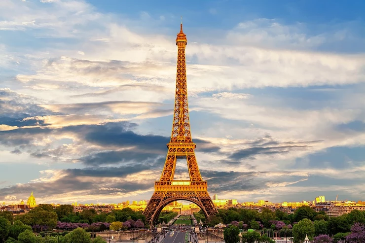 the Eiffel Tower in Paris