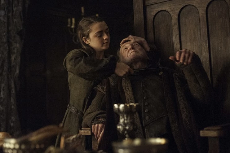 Arya dons a mask and murders Walter Frey for revenge
