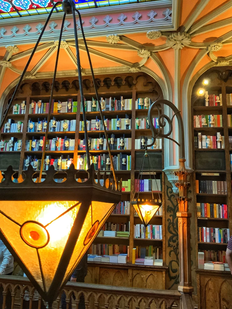 beautiful art nouveau features and lighting in Livraria Lello