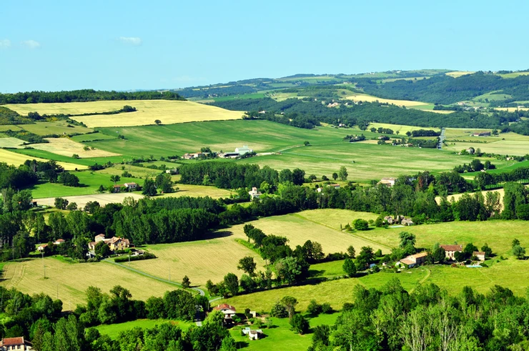 the drive through the French countryside to Cordes Sur Ciel