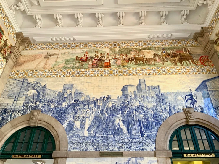 azulejo murals in the São Bento Train Station in Porto