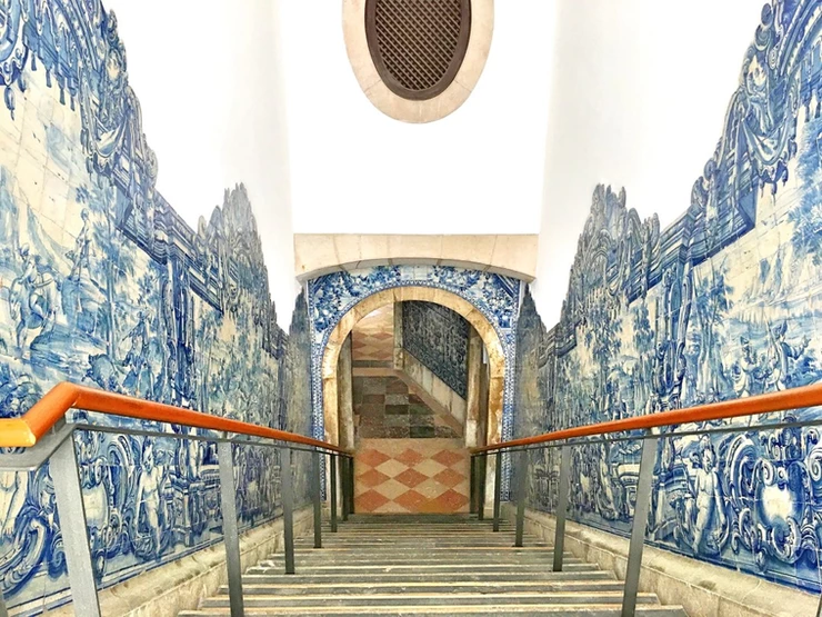 a gorgeous staircase in Lisbon's National Tile Museum