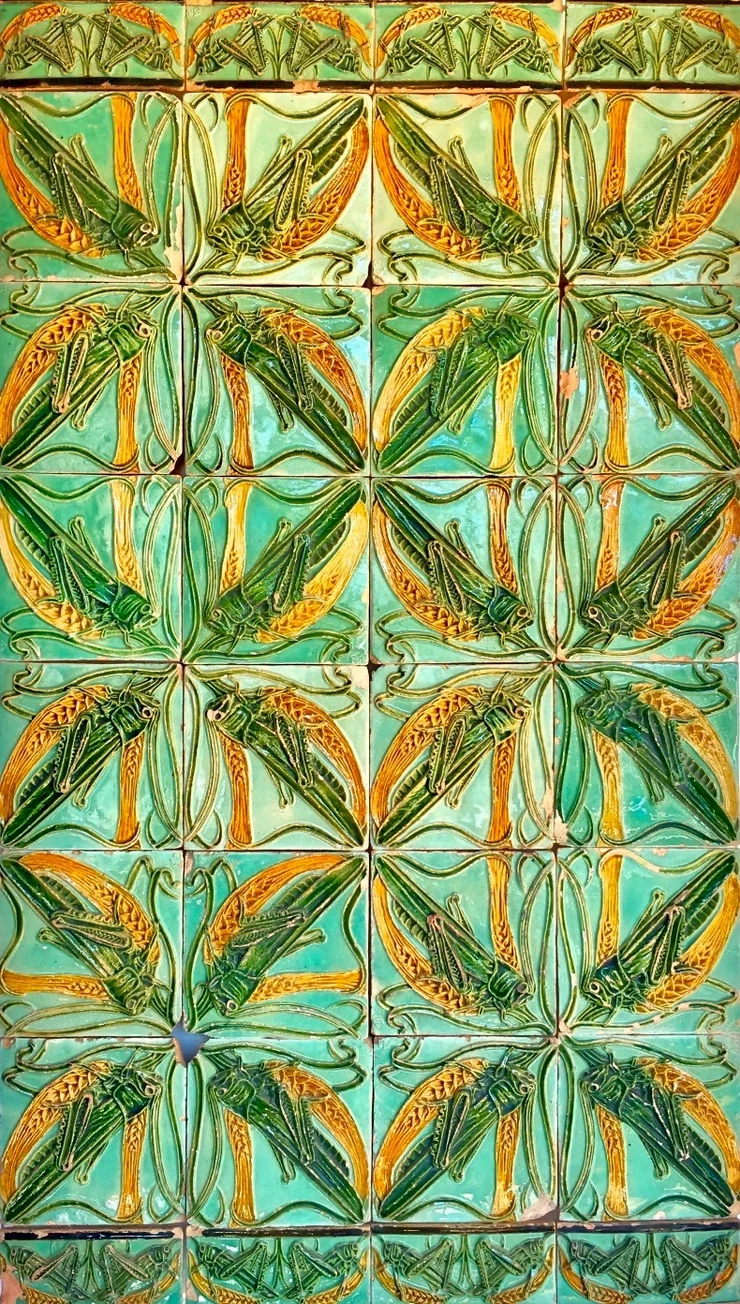 one of my favorites --  Art Nouveau tiles by Rafael Bordalo Pinheiro