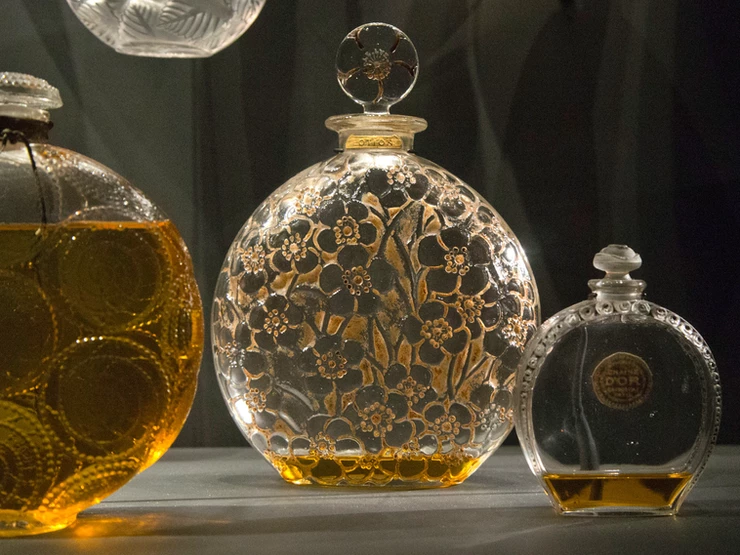 beautiful glass perfume bottle at the Fragonard Perfume Museum in Paris