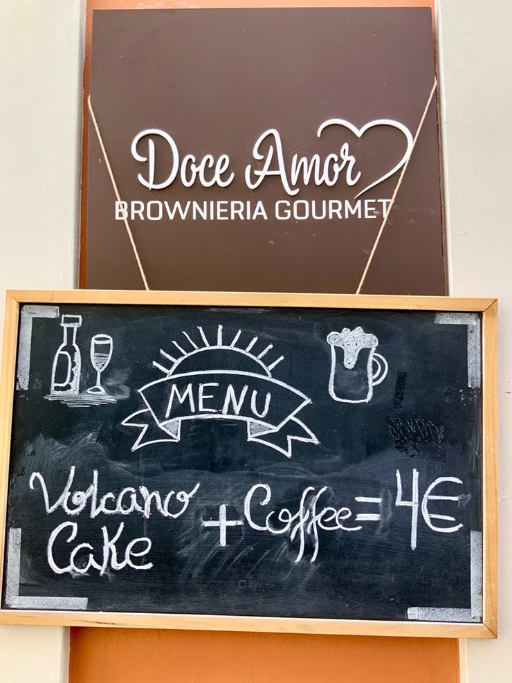 a gourmet brownie shop in Coimbra, Doce Amor