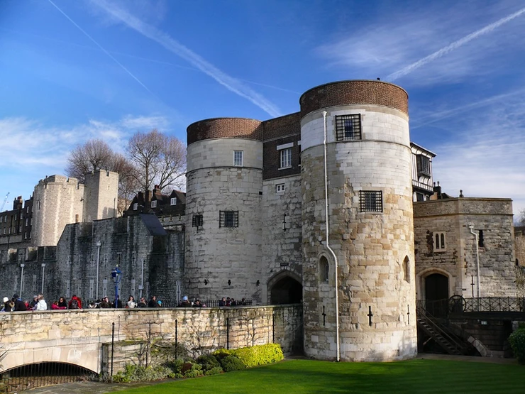 The Byword Tower, entrance to the Tower of London