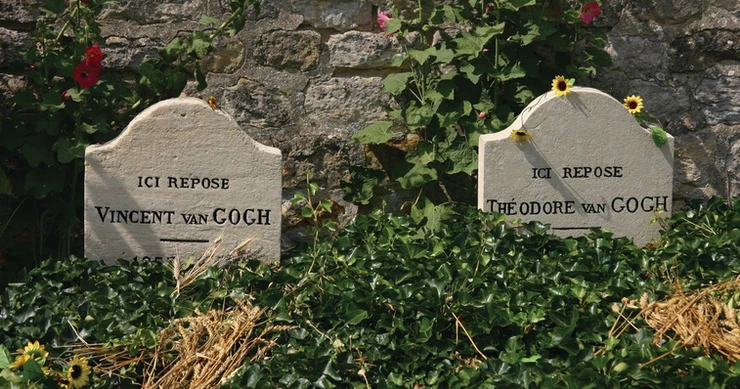 Van Gogh and his brother Theo's graves in Auvers-Sur-Oise 