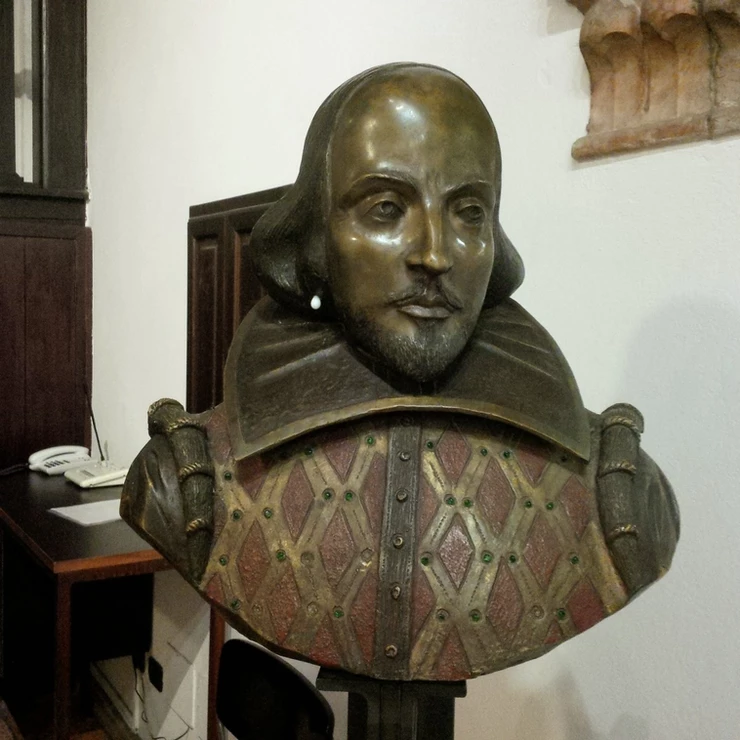bust of William Shakespeare inside Juliet's House in Verona