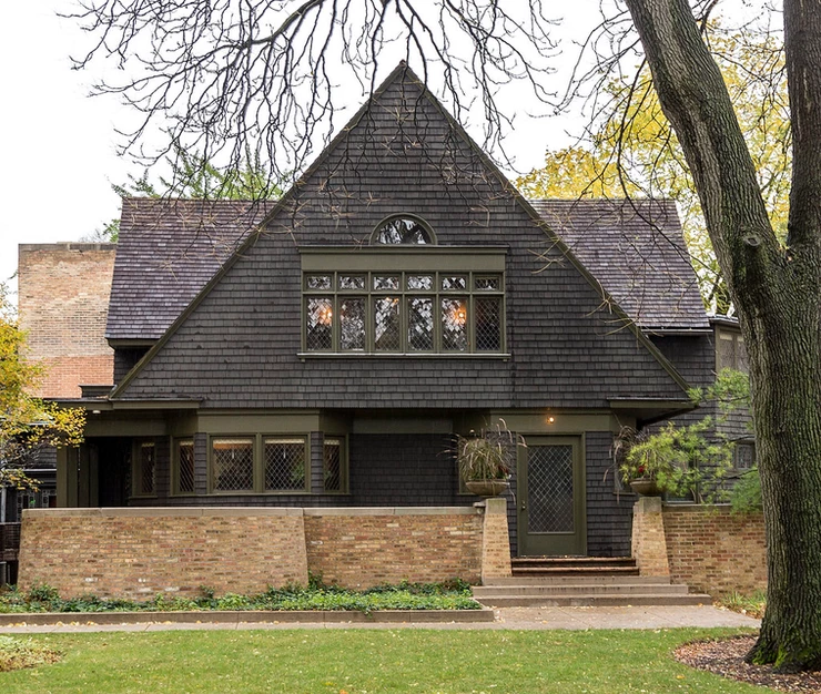 Wright's 1889 home in Oak Park, which kept growing to accommodate his expanding family