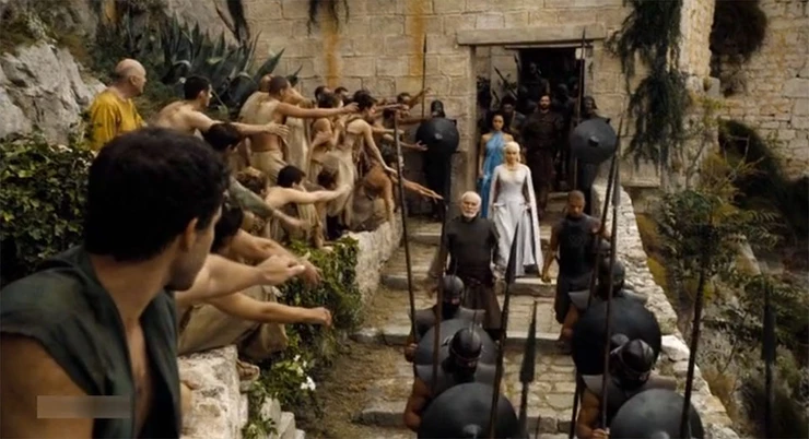 scene from Season 5, Episode 2 of Game of Thrones featuring Klis Fortress