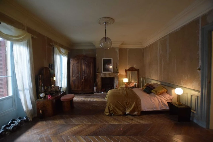 Villanelle's dreamy Parisian apartment