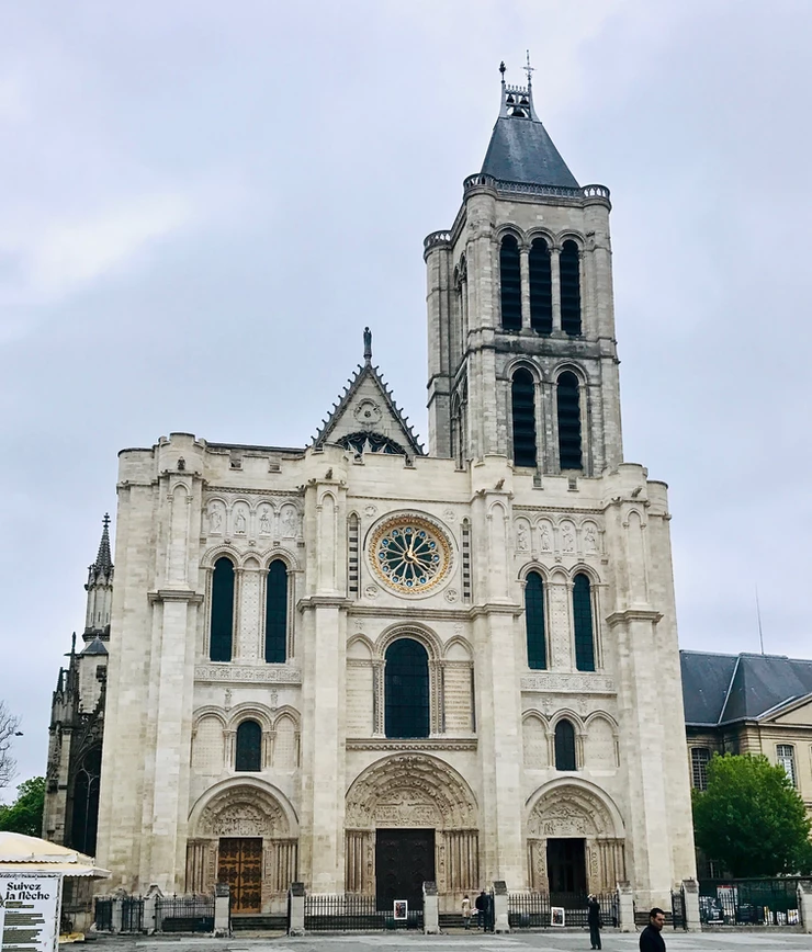 the Basilica de Saint-Denis on a cloudy day in April