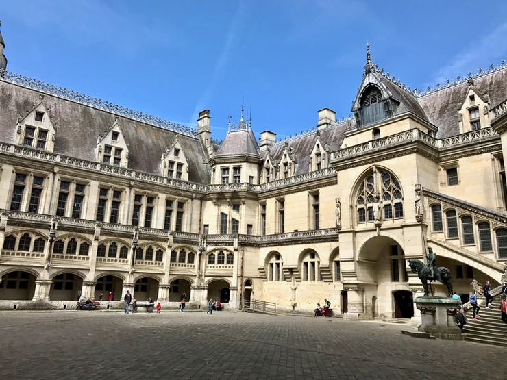 the courtyard of Pierrefonds