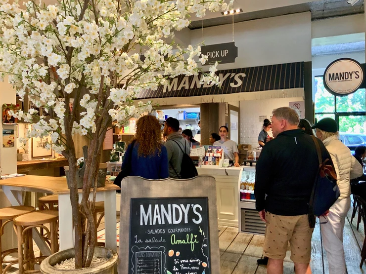 Mandy's gourmet salad shop in Outremont