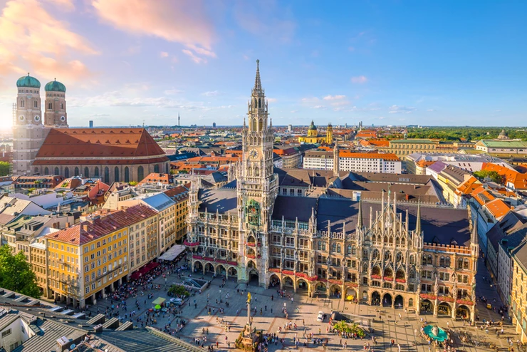 view of the Neues Rathaus in Munich